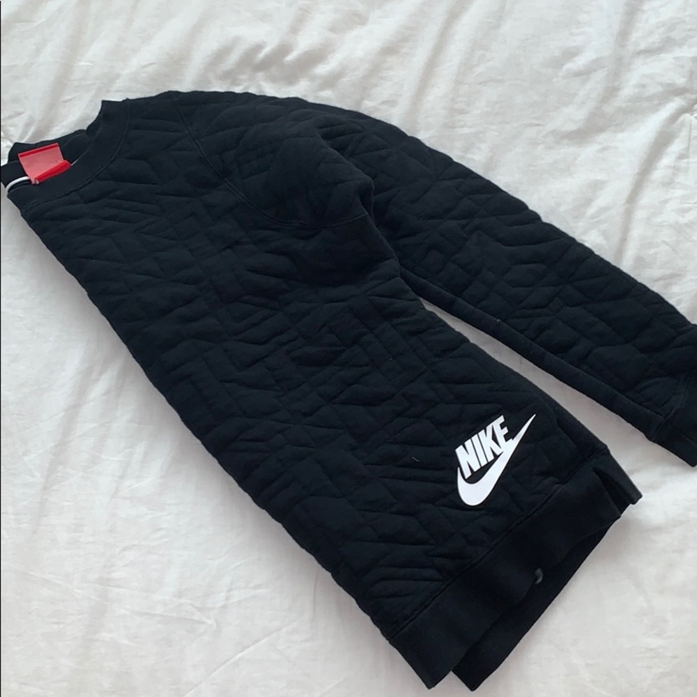 Juniors Nike sweat shirt